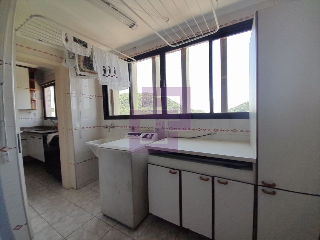Apartamento Padrão de 03 dormitórios para venda nas Pitangueiras.
