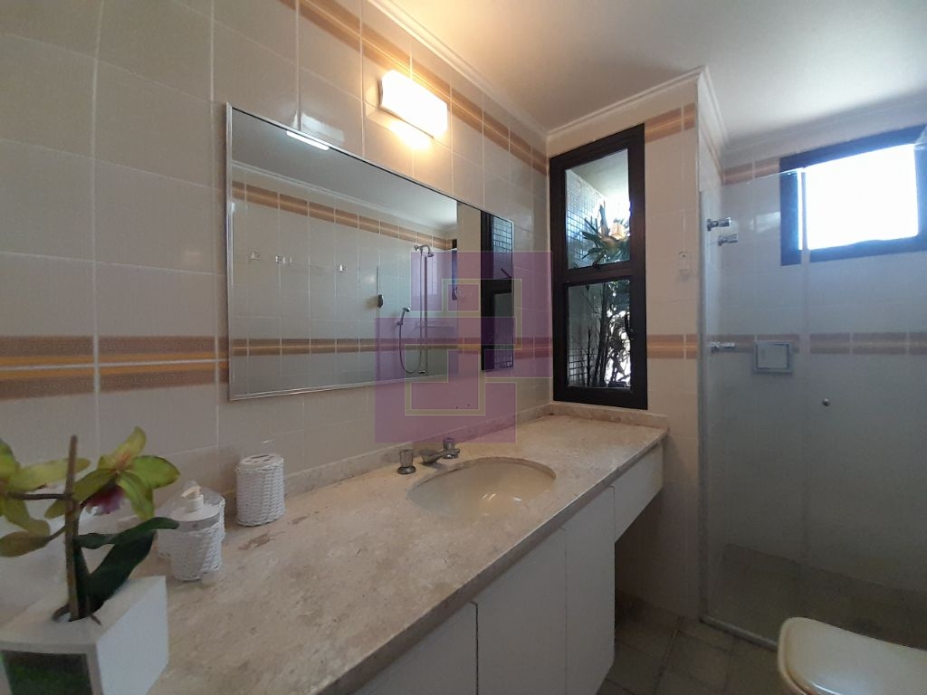 Apartamento Padrão de 03 dormitórios para venda nas Pitangueiras.