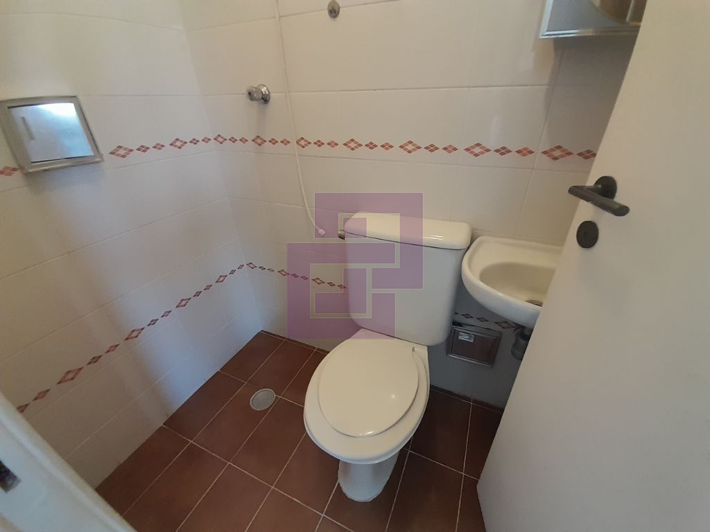 Apartamento Padrão de 03 dormitórios para venda nas Pitangueiras.