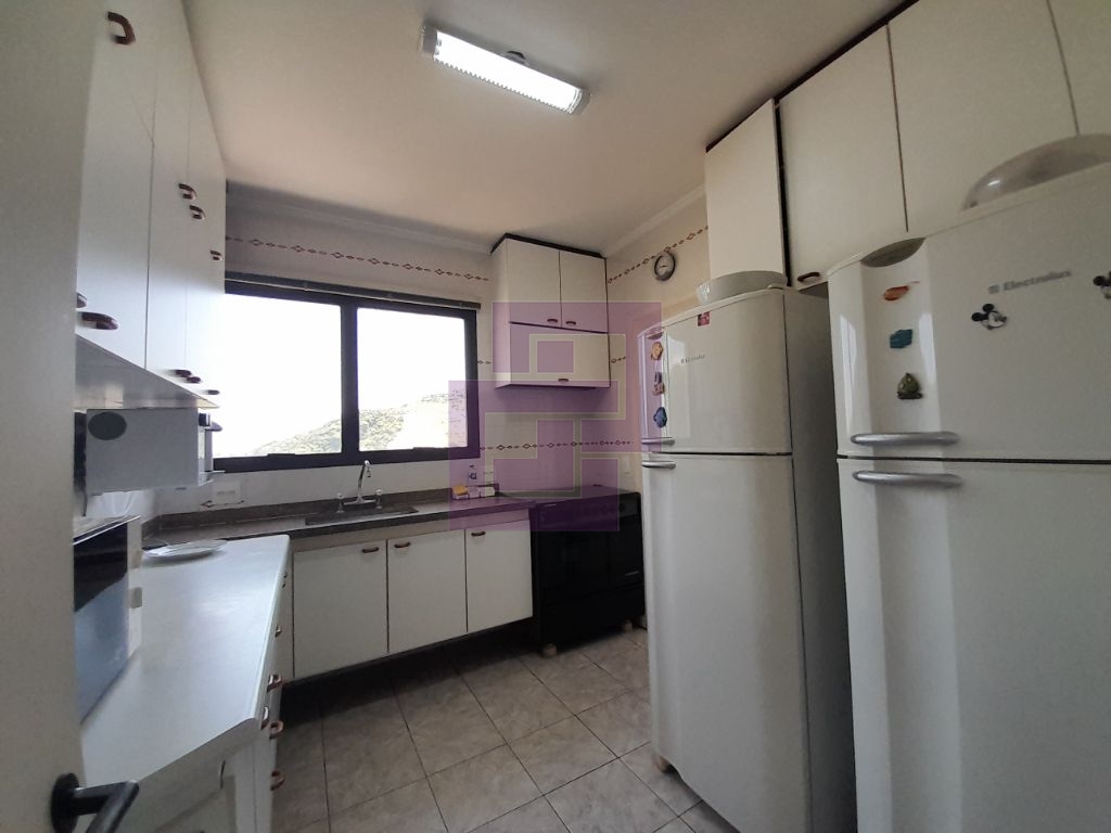Apartamento Padrão de 03 dormitórios para venda nas Pitangueiras.