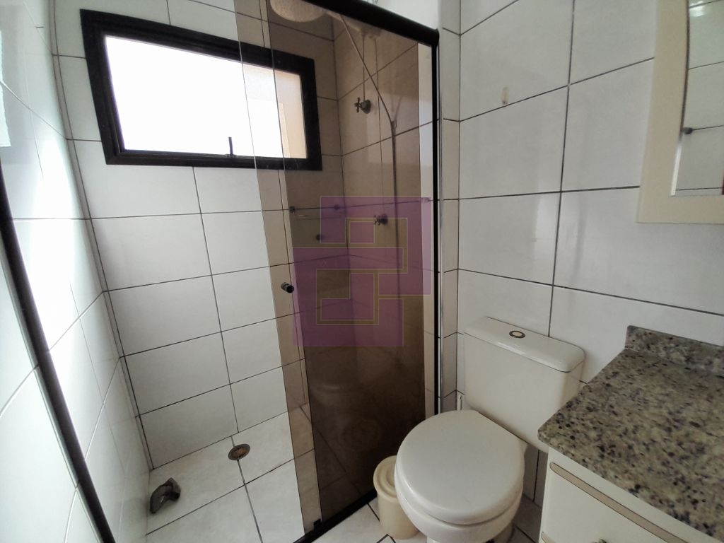 Apartamento Padrão de 02 dormitórios para venda na Praia da Enseada - Guarujá - SP