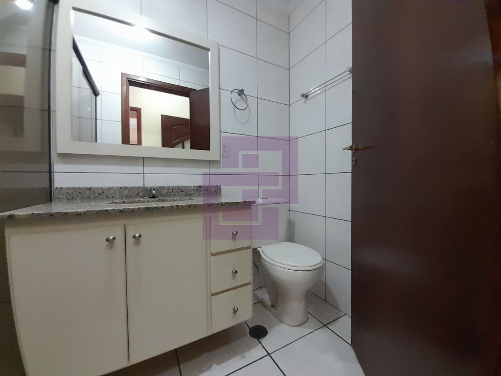 Apartamento Padrão de 02 dormitórios para venda na Praia da Enseada - Guarujá - SP