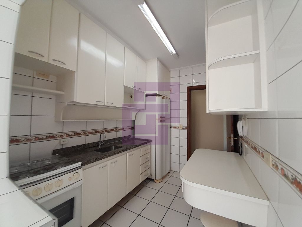 Apartamento Padrão de 02 dormitórios para venda na Praia da Enseada - Guarujá - SP
