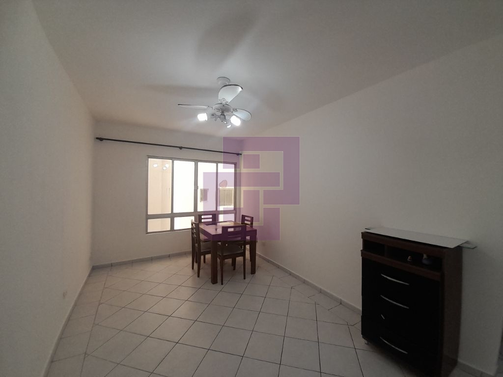 Apartamento padrão de 01 dormitório para locação anual nas p