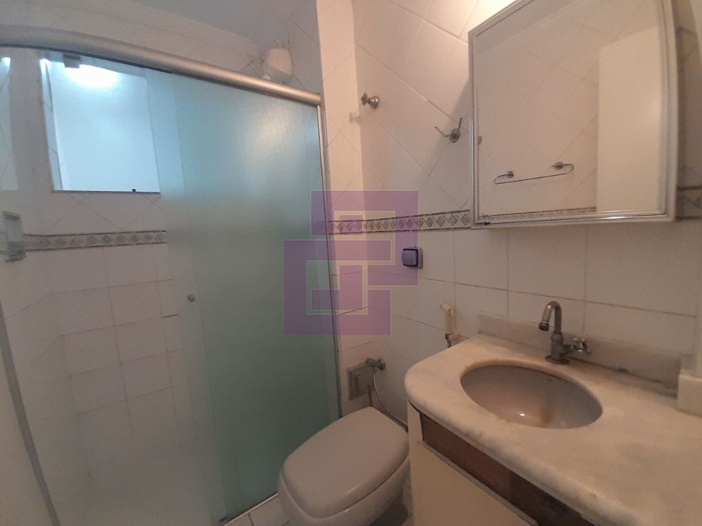 Apartamento padrão de 01 dormitório para locação anual nas p