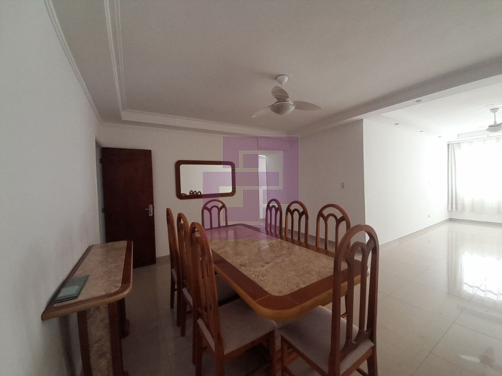 Apartamento Padrão de 03 dormitórios para locação anual nas Pitangueiras.