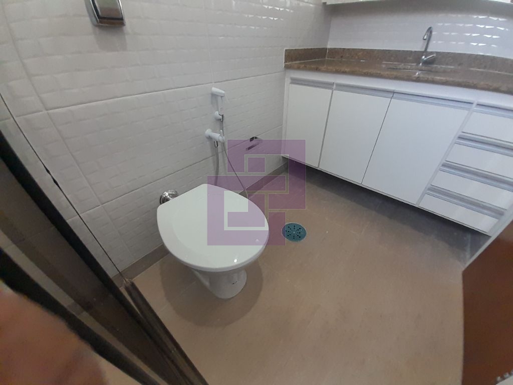 Apartamento Padrão de 03 dormitórios para locação anual nas Pitangueiras.