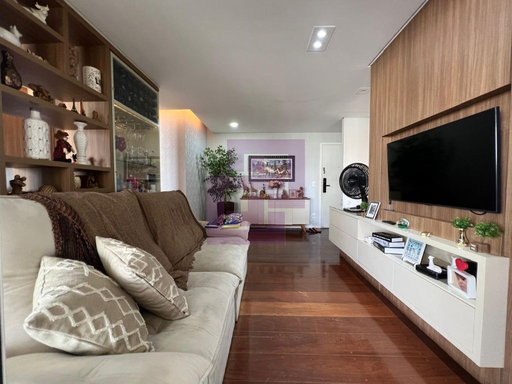 Venda apartamento 89m², 2 dormitórios sendo uma suíte, 2 vagas com lazer completo