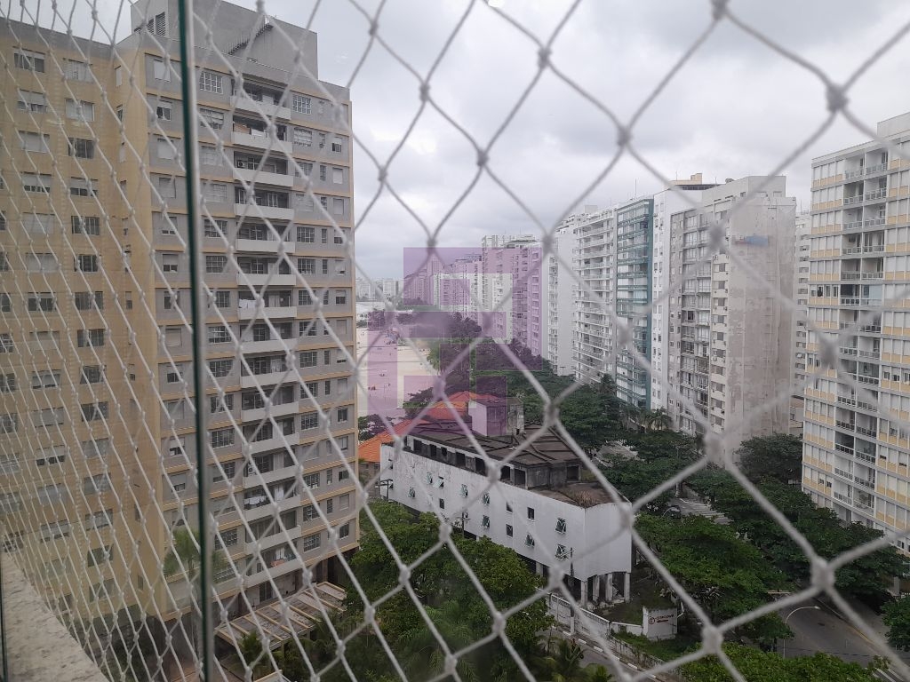 Apartamento Padrão de 03 dormitórios para venda nas Pitangueiras Guarujá SP