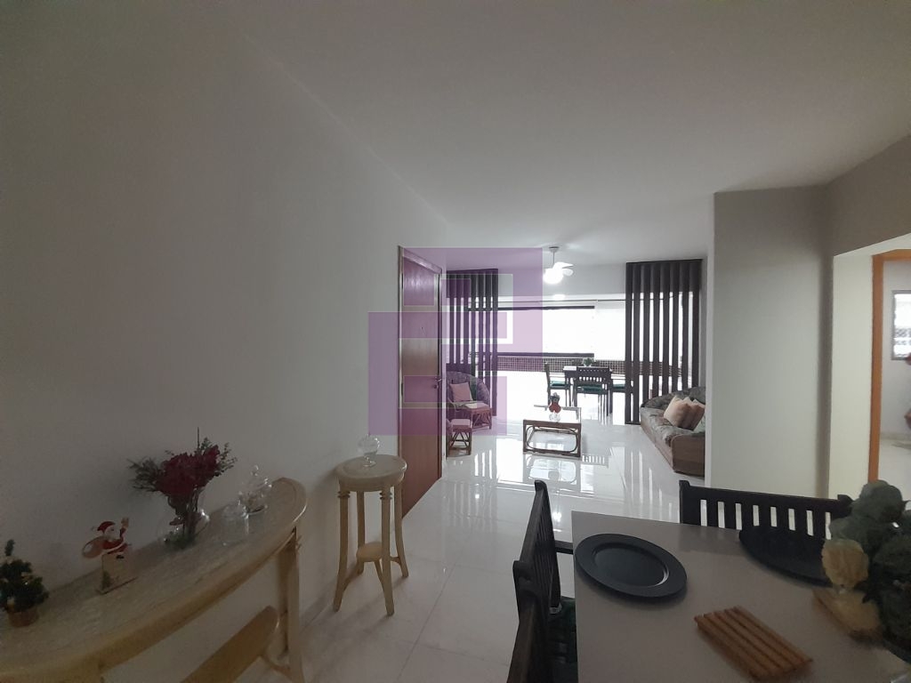 Apartamento Padrão de 03 dormitórios para venda nas Pitangueiras Guarujá SP
