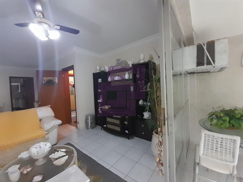 Apartamento Padrão de 03 dormitórios para venda nas Pitangueiras Guarujá SP