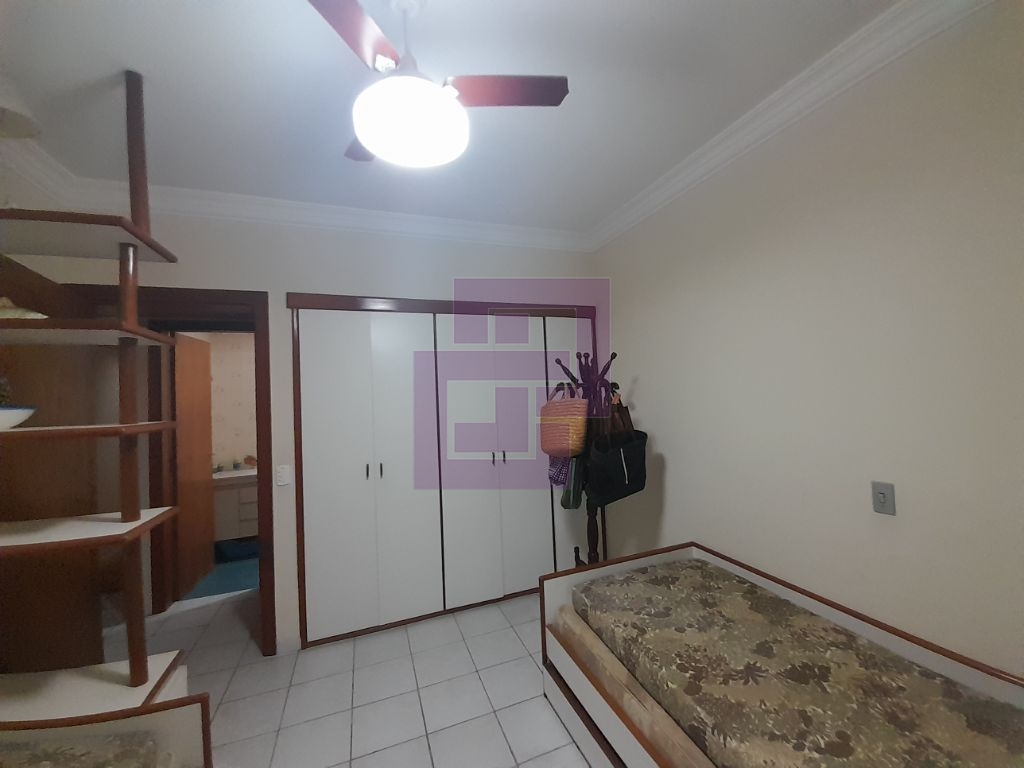 Apartamento Padrão de 03 dormitórios para venda nas Pitangueiras Guarujá SP