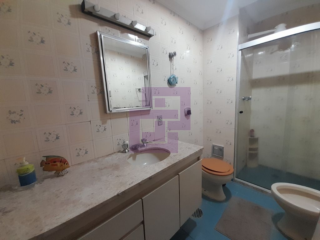 Apartamento Padrão de 03 dormitórios para venda nas Pitangueiras Guarujá SP