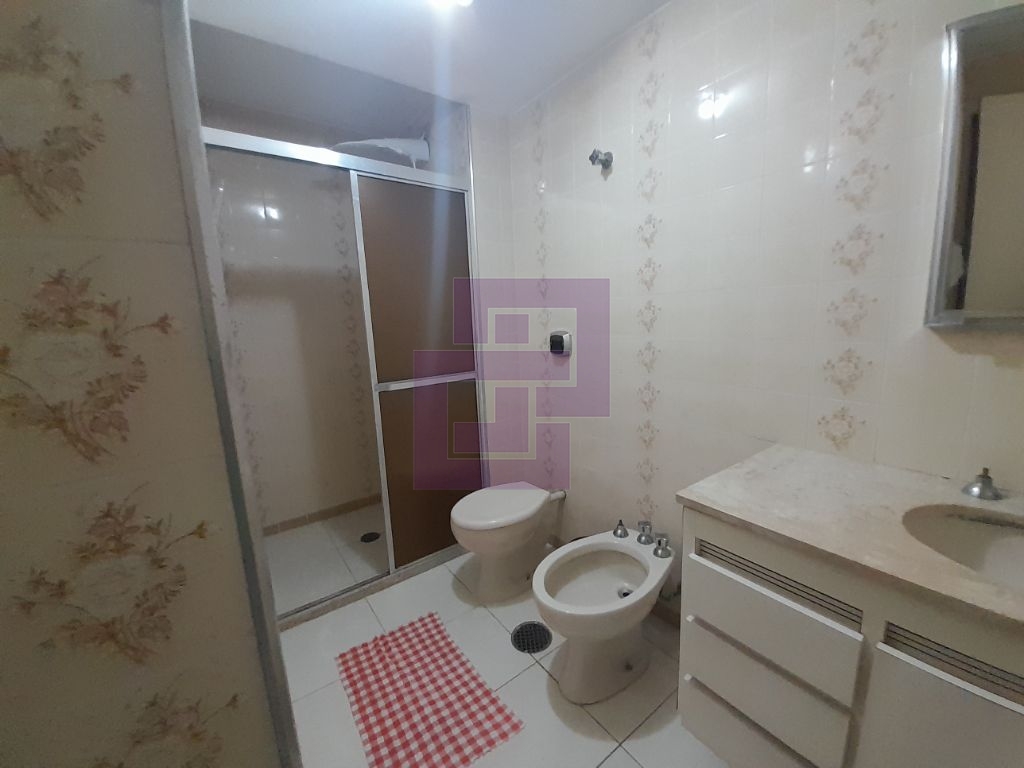 Apartamento Padrão de 03 dormitórios para venda nas Pitangueiras Guarujá SP