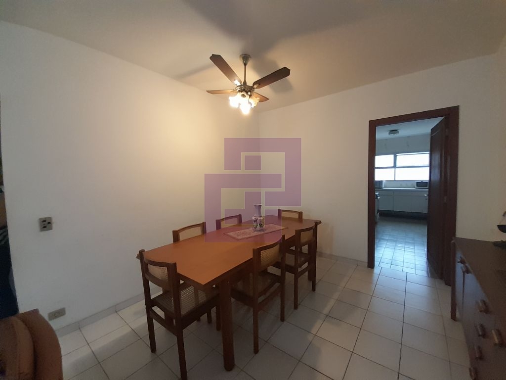 Apartamento Padrão de 03 dormitórios para venda nas Pitangueiras Guarujá SP