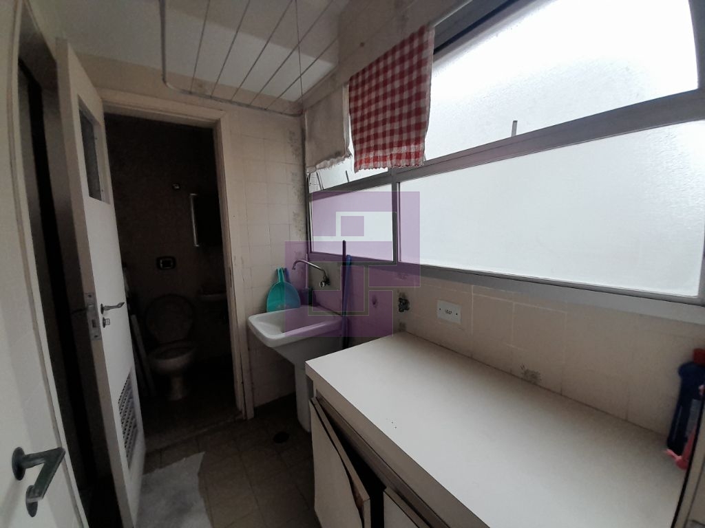 Apartamento Padrão de 03 dormitórios para venda nas Pitangueiras Guarujá SP