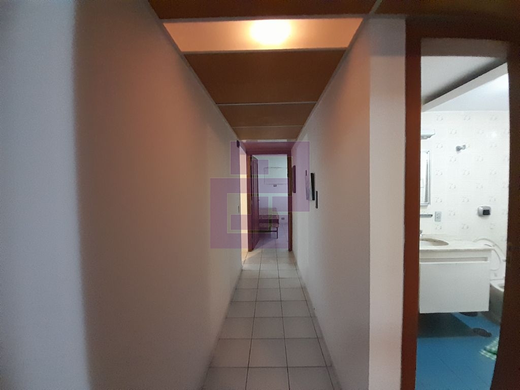 Apartamento Padrão de 03 dormitórios para venda nas Pitangueiras Guarujá SP