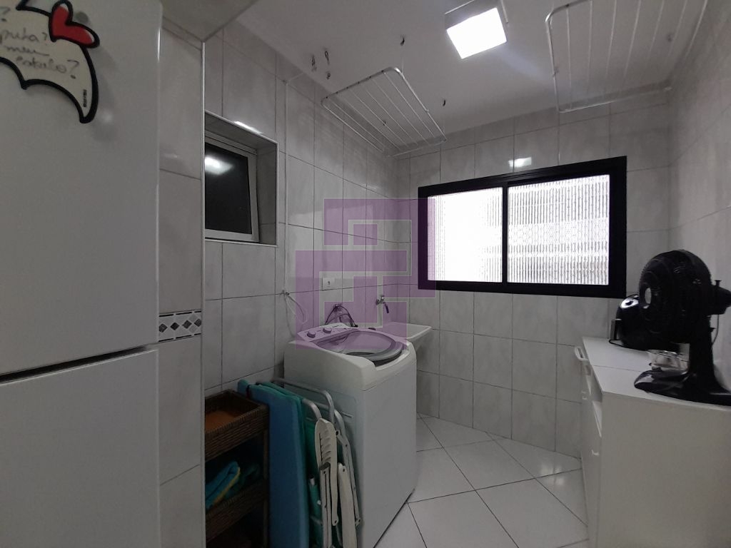 Venda de Apartamentos / Padrão na cidade de Guarujá