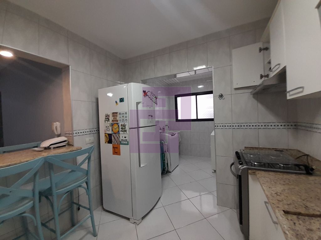 Venda de Apartamentos / Padrão na cidade de Guarujá