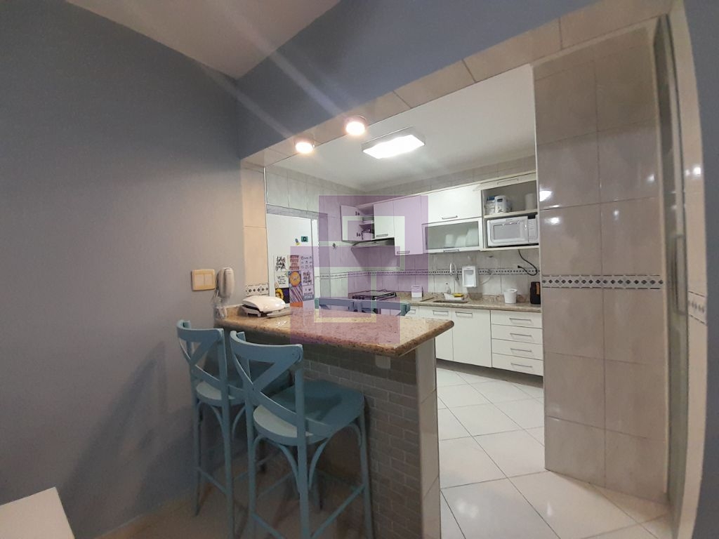Venda de Apartamentos / Padrão na cidade de Guarujá