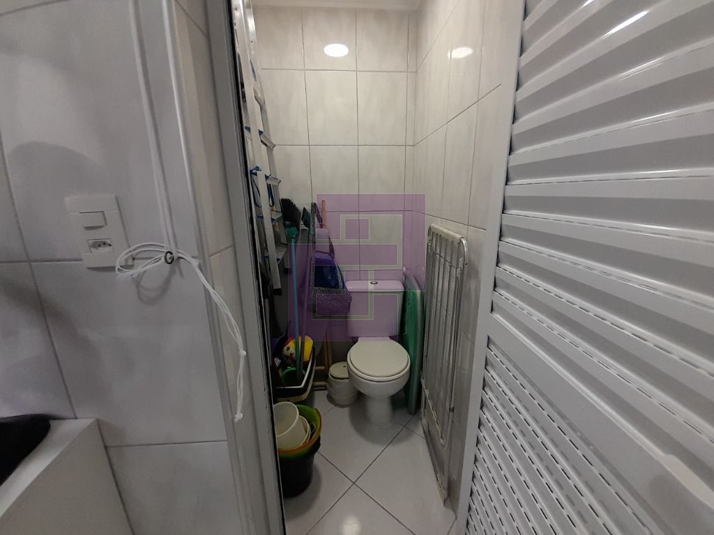 Venda de Apartamentos / Padrão na cidade de Guarujá