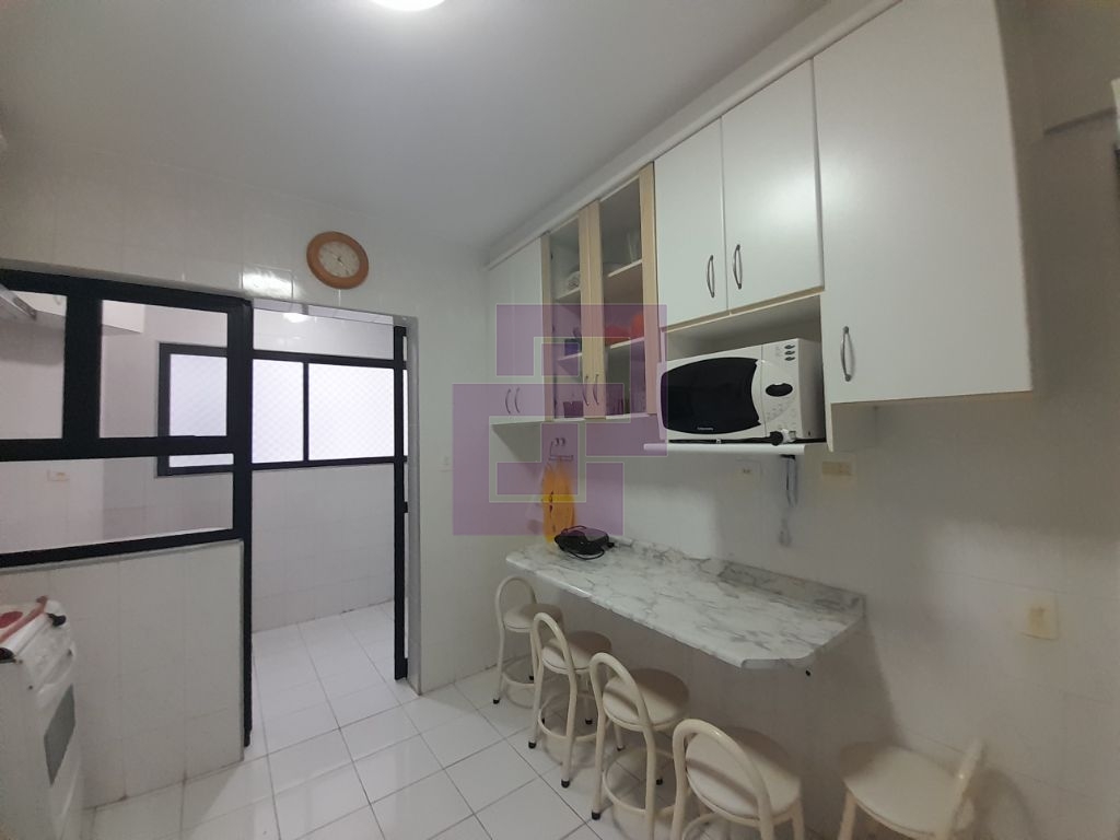 Venda de Apartamentos / Padrão na cidade de Guarujá