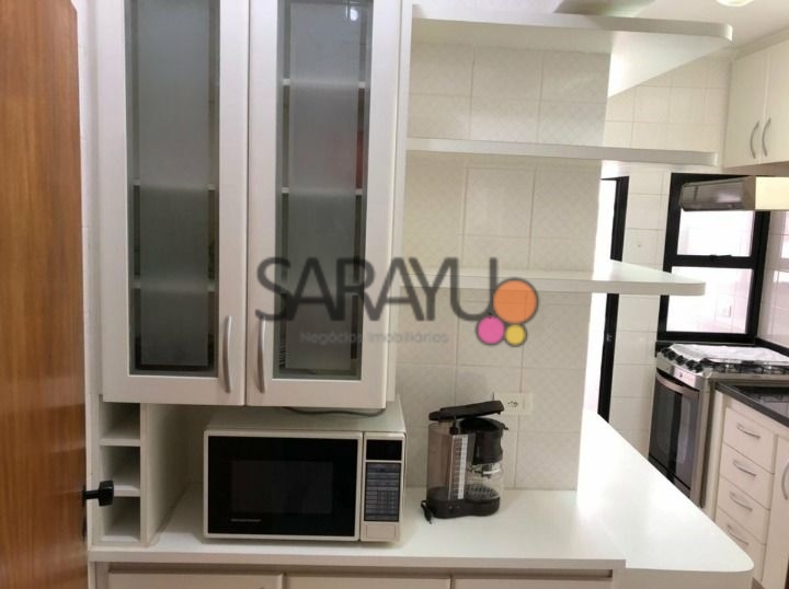 Locação de Apartamentos / Padrão na cidade de Guarujá