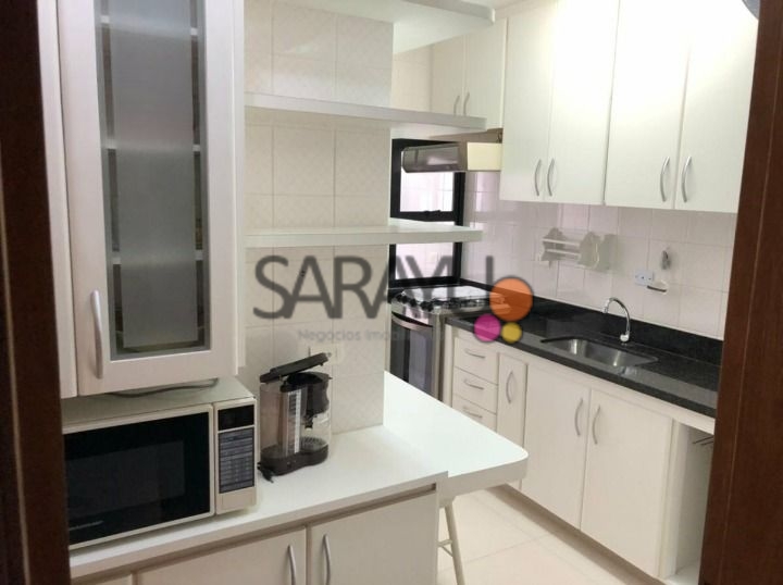 Locação de Apartamentos / Padrão na cidade de Guarujá