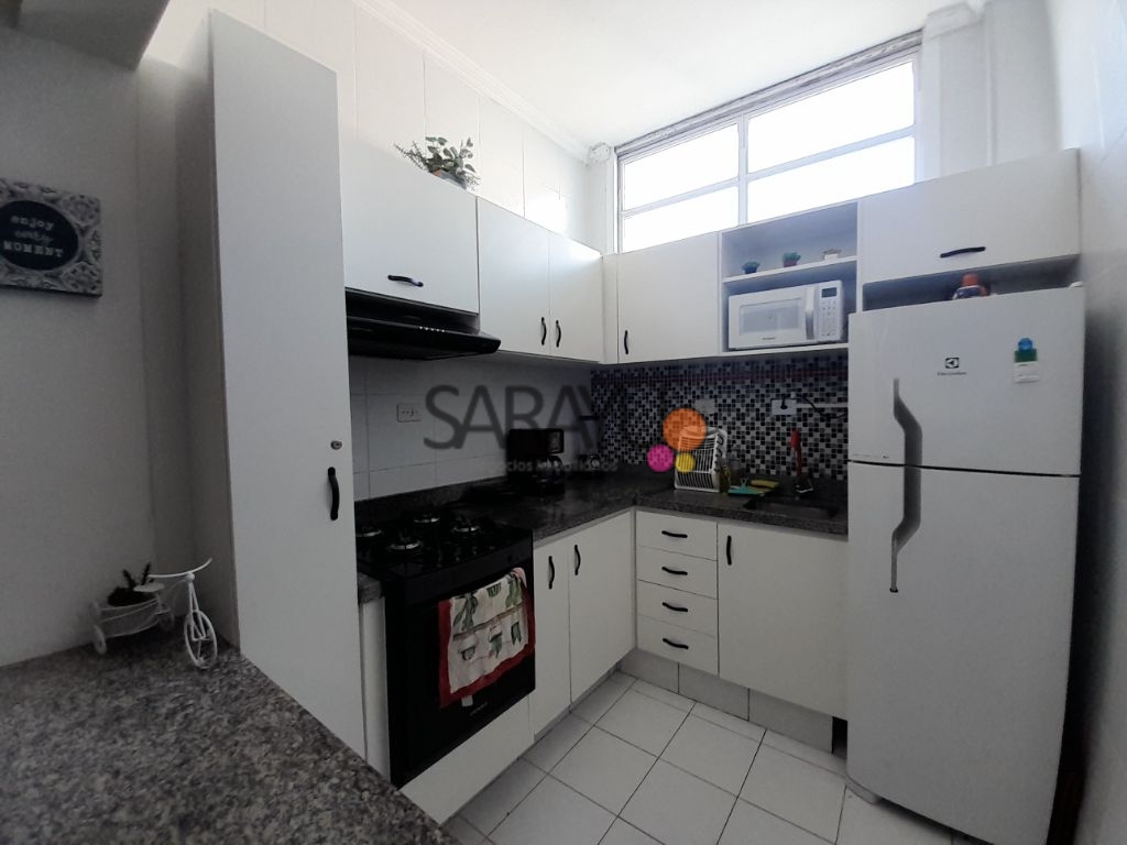 Apartamento Padrão de 02 dormitórios para venda nas Pitangueiras Guarujá.