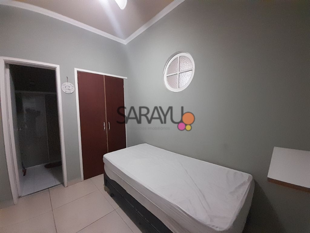 Apartamento Padrão de 02 dormitórios para venda nas Pitangueiras Guarujá.