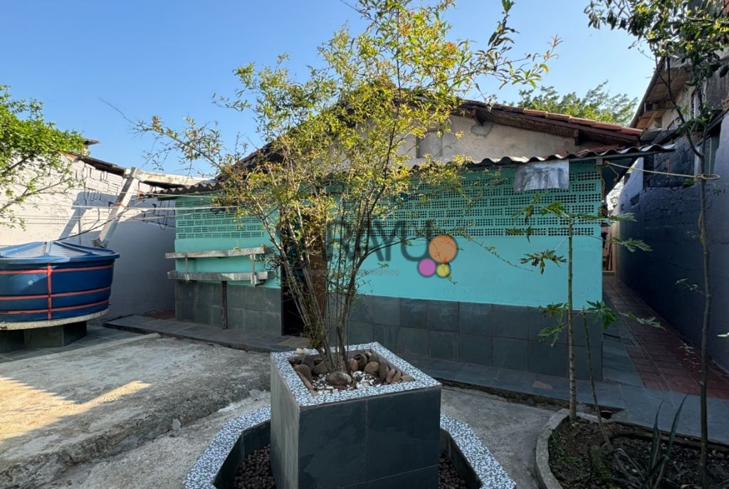 Casa padrão de 03 dormitórios para venda no jardim santa mar
