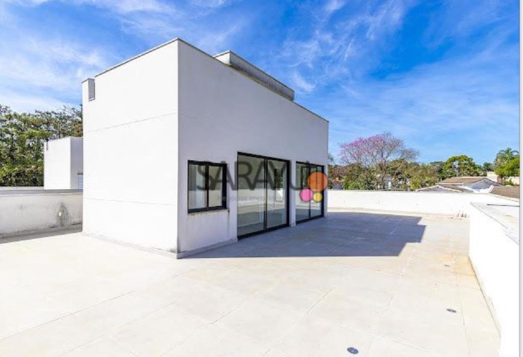 Condominio fechado, casa alto padrão a venda