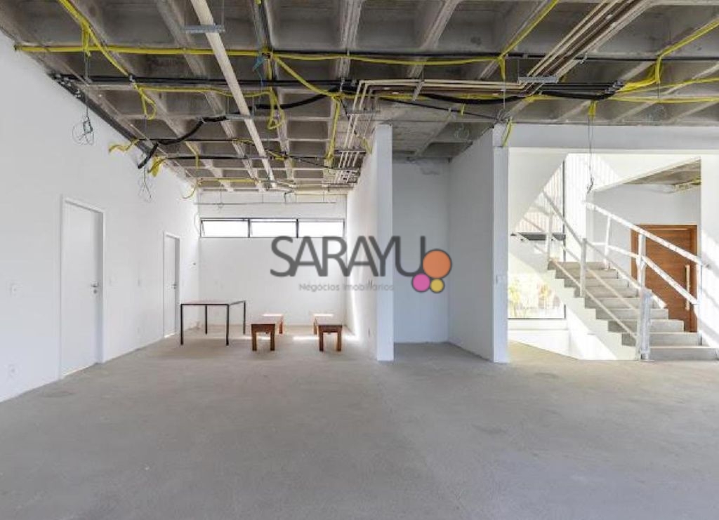 Condominio fechado, casa alto padrão a venda