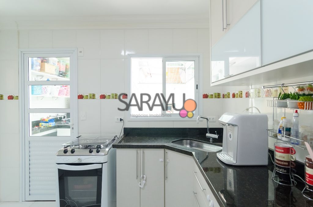 Casa em condomínio Vila Mascote 3 dormitórios e 3 vagas de garagem
