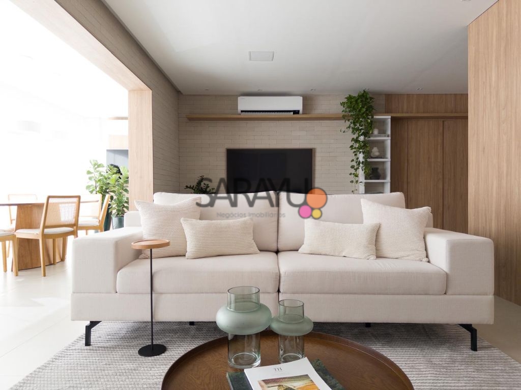 Vende-se apartamento 154 m², 3 suítes decorado