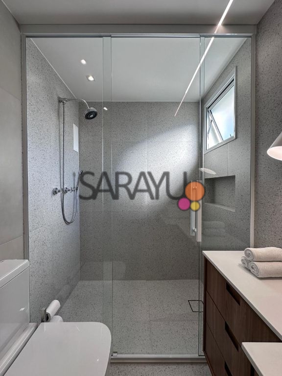 Vende-se Apartamento 154 m², 3 suítes Decorado