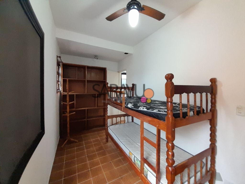 Apartamento de 03 dormitórios para locação anual na Praia da Enseada Guarujá SP.