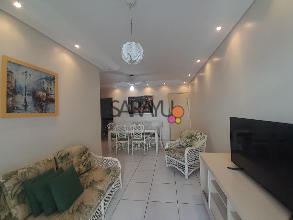 Apartamento Padrão de 03 dormitórios para locação anual na Praia da Enseada.