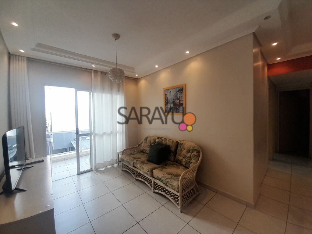 Apartamento Padrão de 03 dormitórios para locação anual na Praia da Enseada.