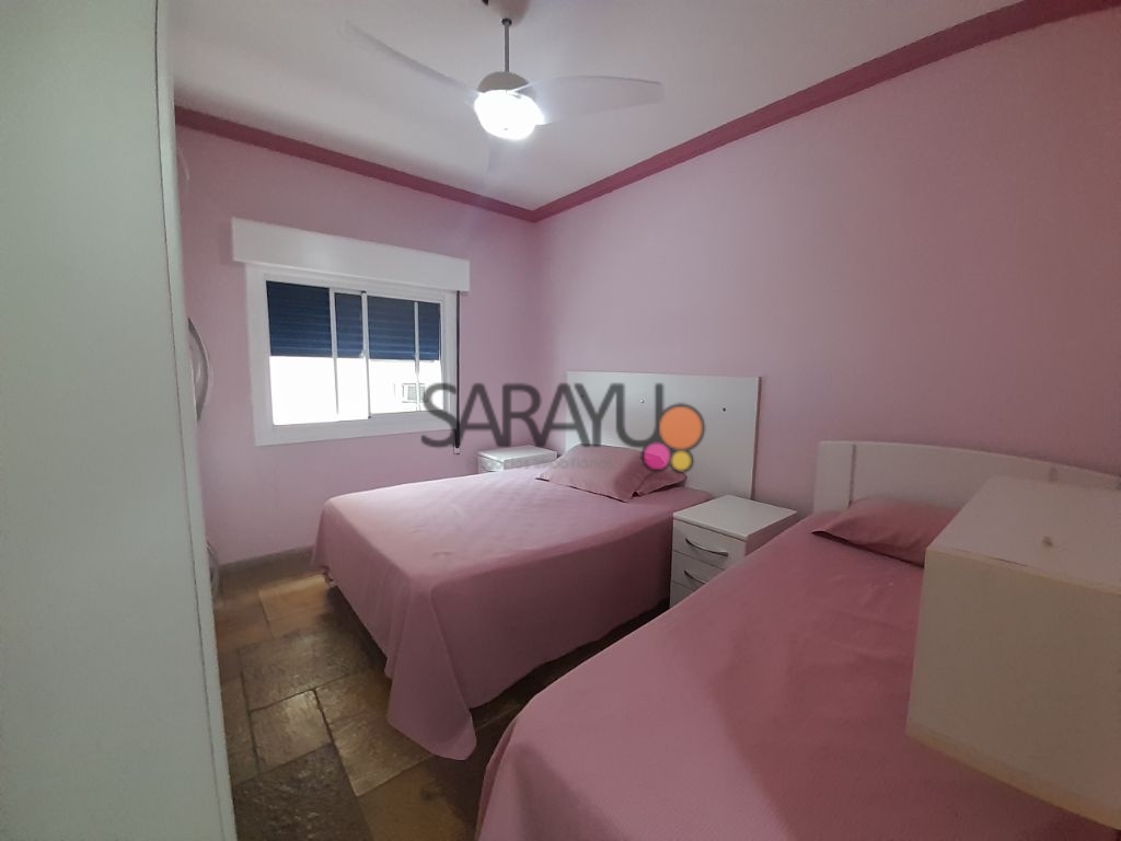 Apartamento Padrão de 03 dormitórios para locação anual na Praia da Enseada.