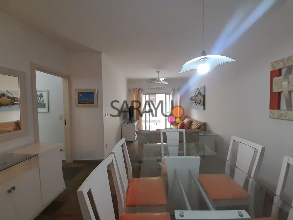 Apartamento Padrão de 03 dormitórios para locação anual na Praia da Enseada.