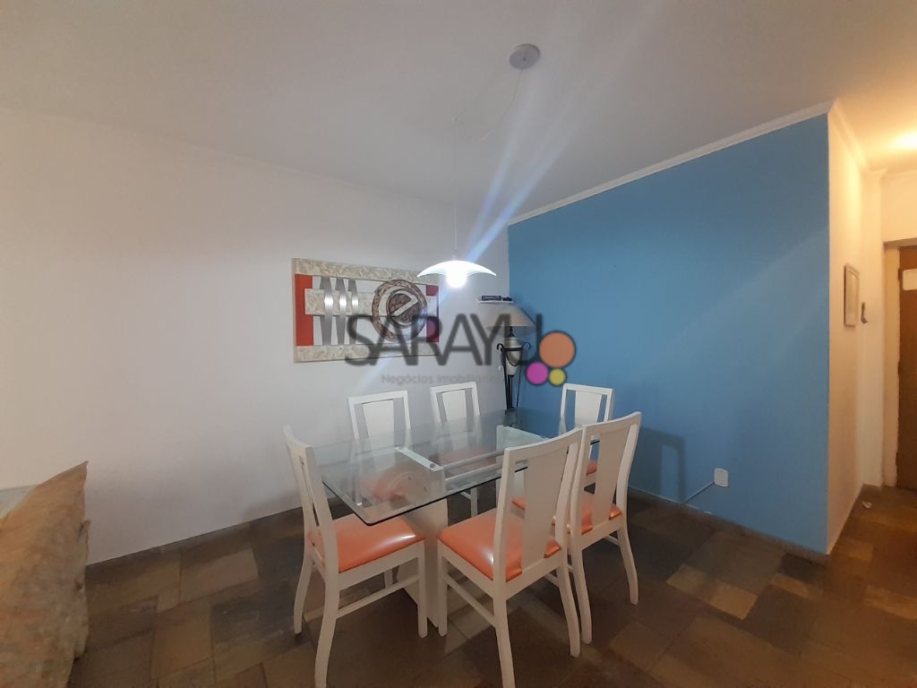 Apartamento Padrão de 03 dormitórios para locação anual na Praia da Enseada.
