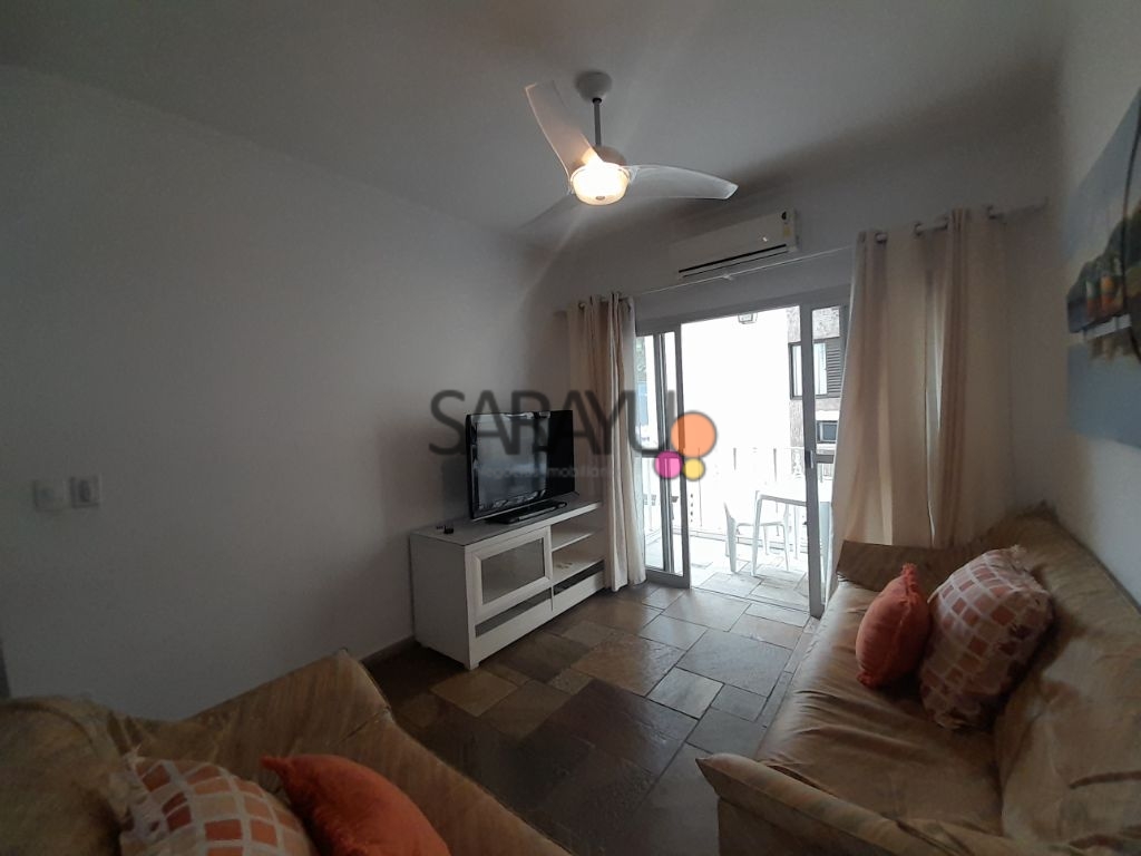 Apartamento Padrão de 03 dormitórios para locação anual na Praia da Enseada.