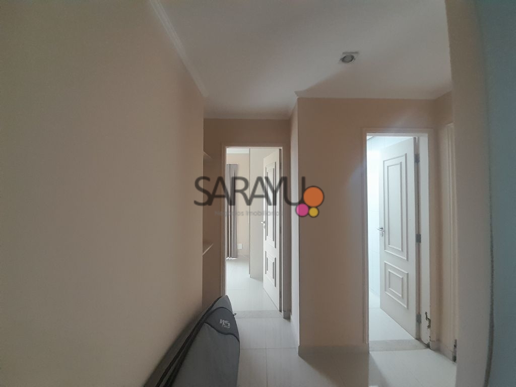 Apartamento cobertura com 03 dormitórios para locação anual 