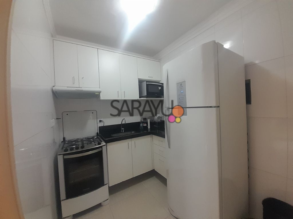 Apartamento Cobertura com 03 dormitórios para locação anual na Praia da Enseada.