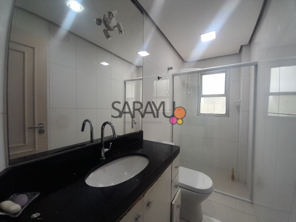 Apartamento cobertura com 03 dormitórios para locação anual 