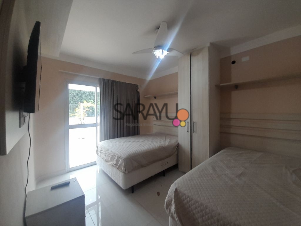 Apartamento cobertura com 03 dormitórios para locação anual 