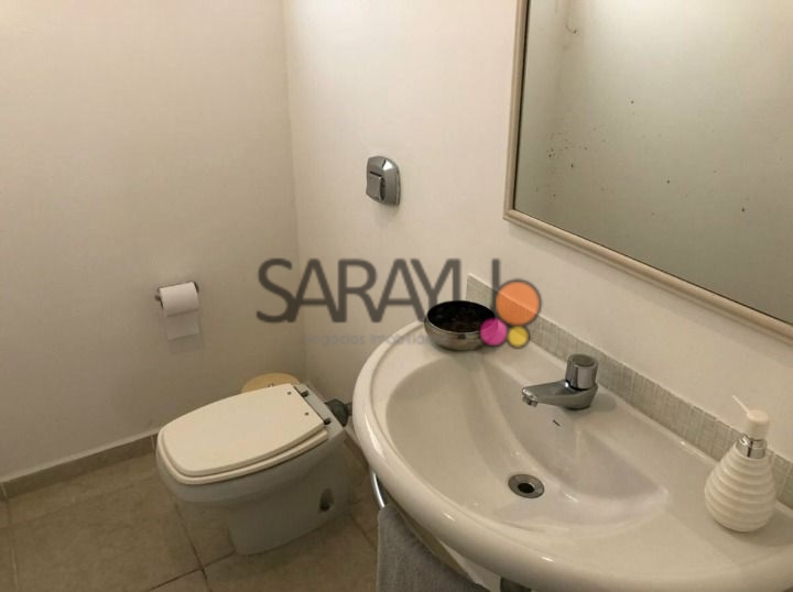 Apartamento Padrão de 04 dormitórios para locação anual nas Pitangueiras.