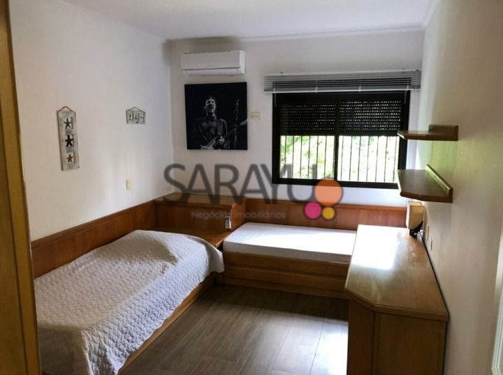 Apartamento Padrão de 04 dormitórios para locação anual nas Pitangueiras.