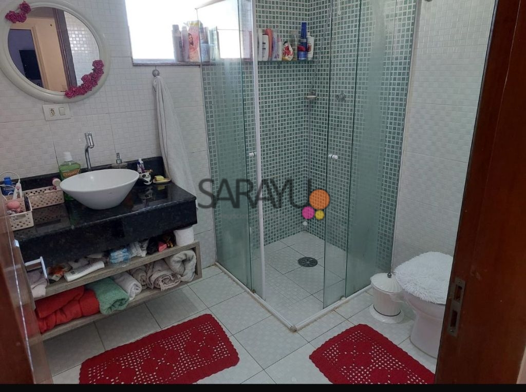 Casa sobrado com piscina a venda santa rosa R$ 650.000,00